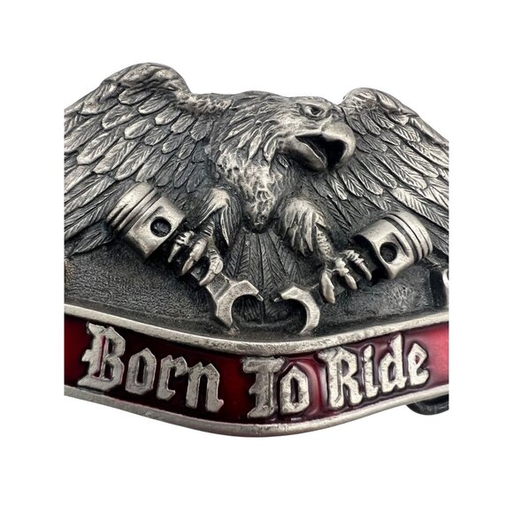 Born To Ride Eagle Belt Buckle Pewter Red Banner 4" x 2" Vintage Heavy Duty - Picture 4 of 4